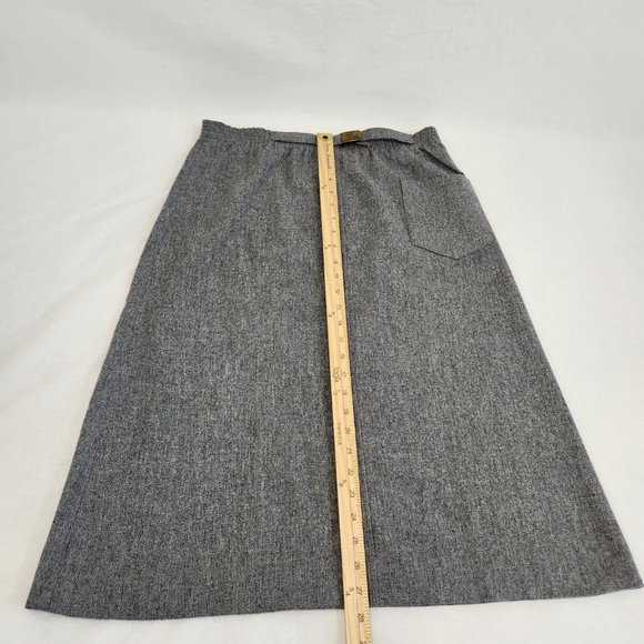 Vintage SUMMIT SPORTWEAR Minimalist Academia Wool Blend Gray Midi Skirt Size 10. - Picture 13 of 16